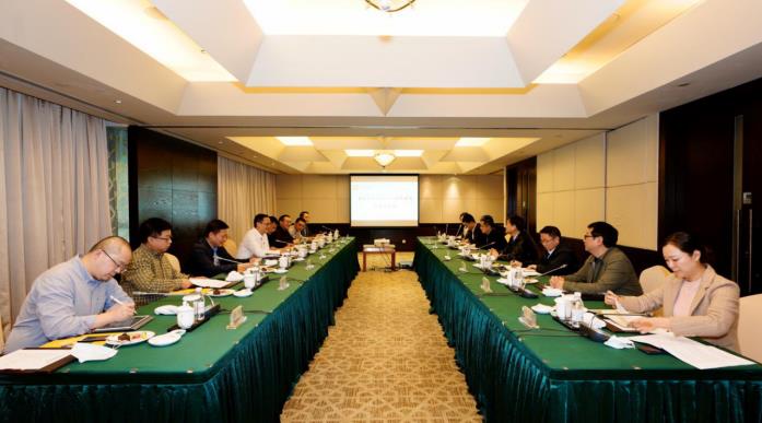 集团党委书记、董事长任丁会见重庆尊龙凯时集团董事长乔昌志一行