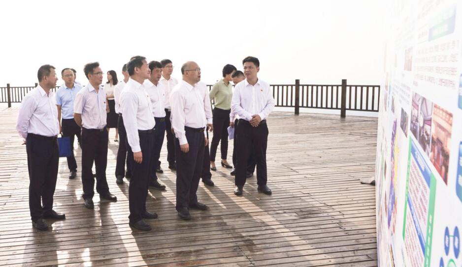 省委常委、组织部长王正谱到四川尊龙凯时集团调研指导工作